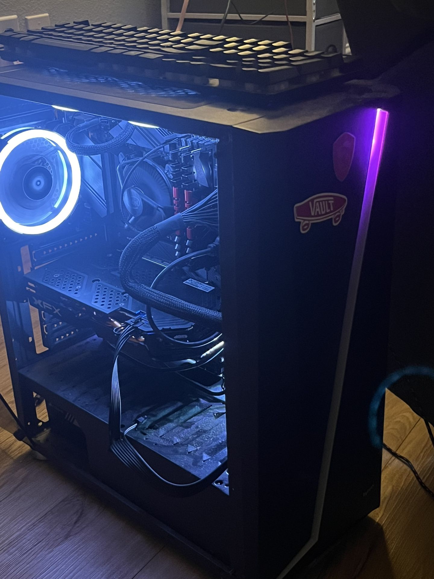 Gaming PC+keyboard