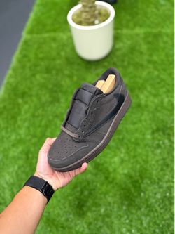 Travis Scott x Air Jordan 1 Retro Low OG SP 'Velvet Brown'