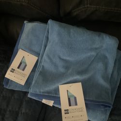 NWT 2 Large Multi Colored Blue Beach Towels