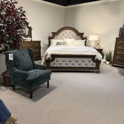 Queen Cal King Bedroom Set Dresser 