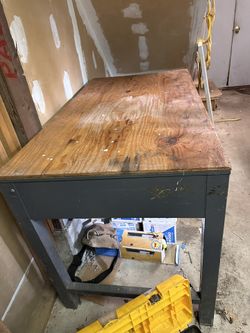 Shop table, 12000 BTU Window Air Conditioner, Plug In Heater