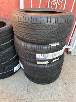 Michelin tires 235/40/R19 set of 4