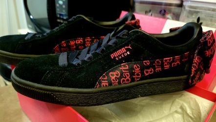 Barbie Puma Sneakers Size 7 - Womens