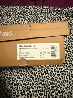 ASICS GEL-Kayano 14 Black/Pure Silver Mesh Lace-Up Running Sneakers