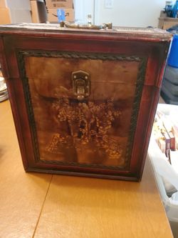 Wine Box Holder