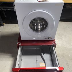 MAGIC CHEF 2.6 Compact dryer AND Cherry red storage 