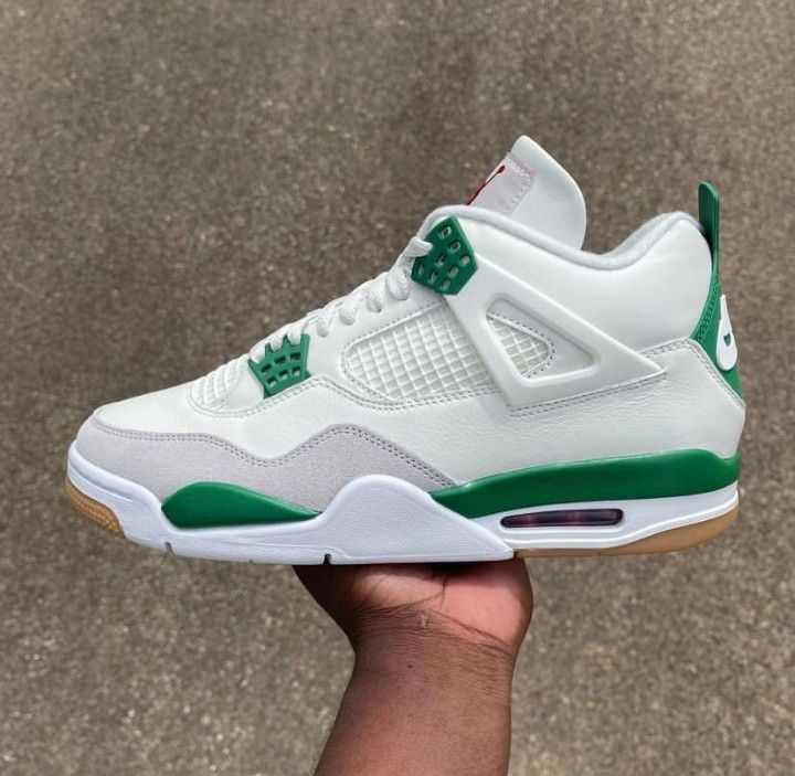 Jordan 4s SB Pine Green 10 Men