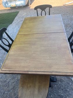 Table in good condition