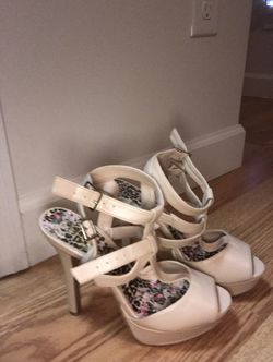 Heels size 8