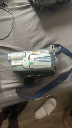Sony Handycam Vision Video Hi8 Camcorder only $30!!!