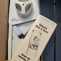 The Pampered Chef  Slice And Grate 