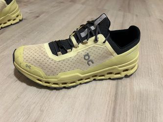 On cloud shoes size 12 men’s
