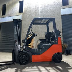 Toyota Forklift 