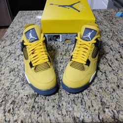 Air Jordan 4 Retro Tour Yellow Dark Blue Grey mens size 10 1/2