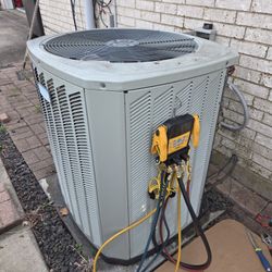 American Standard 5 Ton 410a Heat Pump condenser