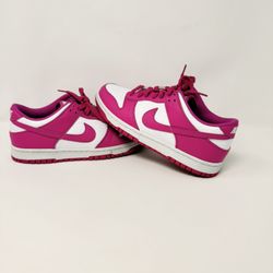 Nike Dunk Low BG – White/Active Fuchsia (7Y)