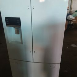 Samsung Refrigerator 