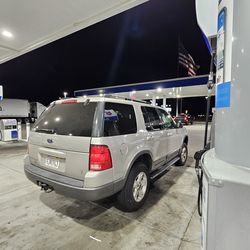 2003 Ford Explorer