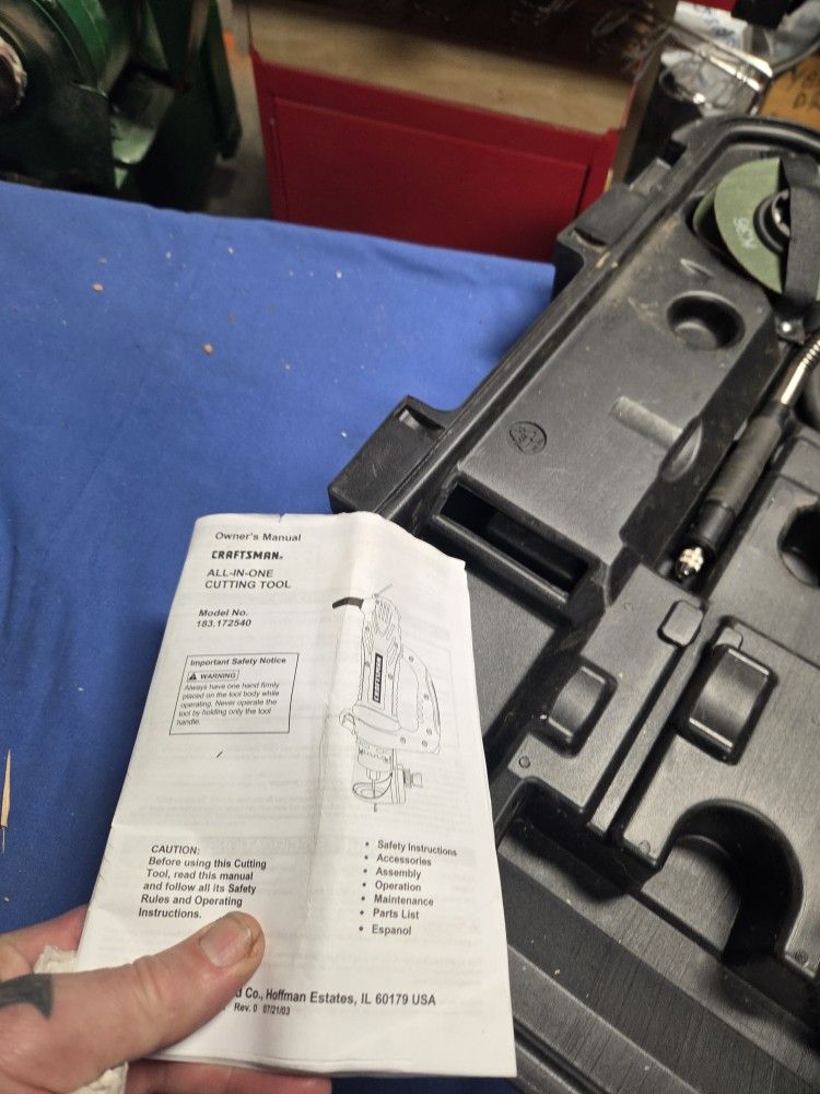 Craftsman Router With All Sorts Of Attachments