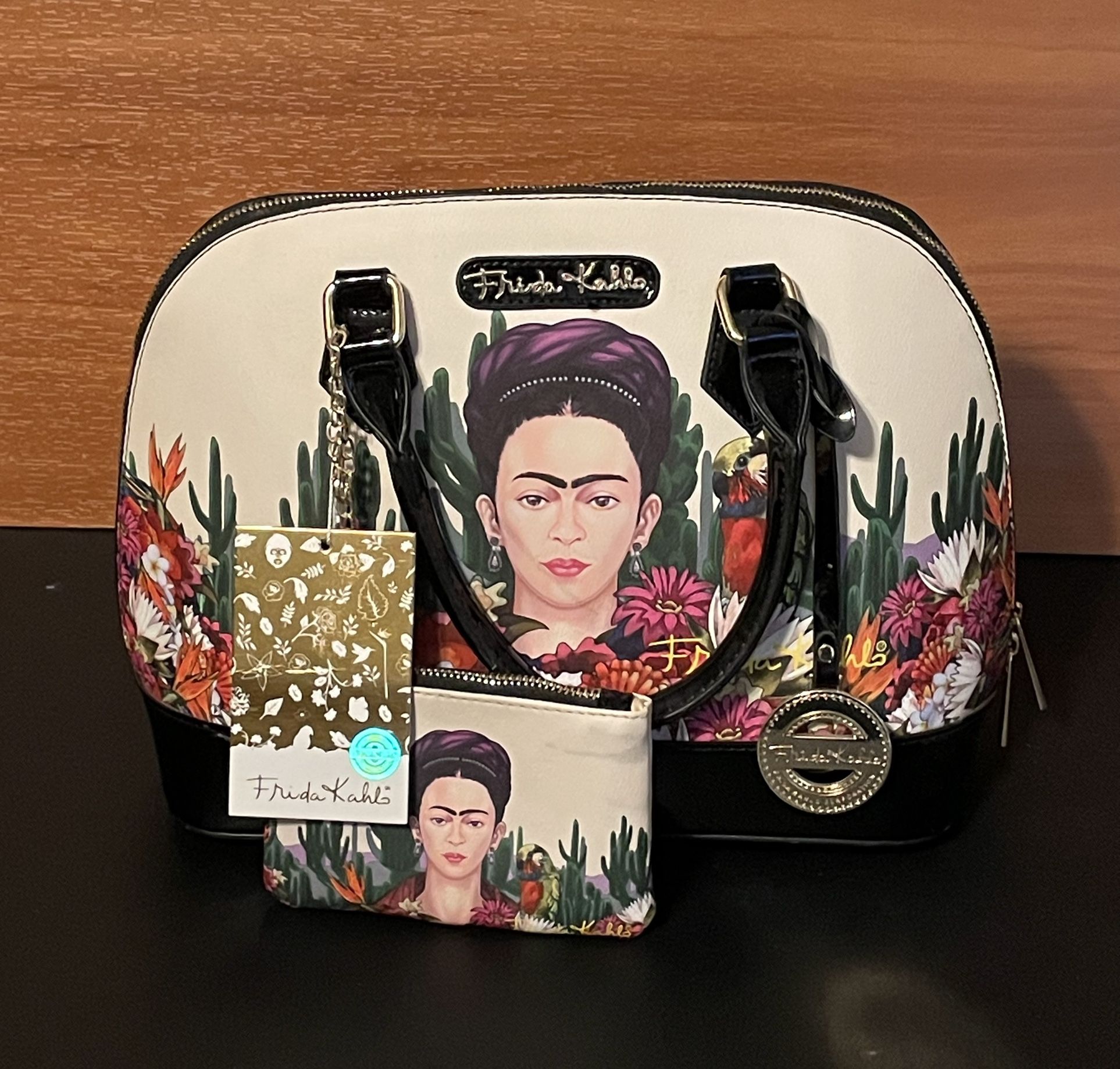 New Frida Purse And Wallet
