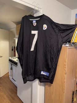 Football Jerseys And Tee’s