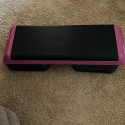 YES 4 ALL STEP UP WITH 3 LEVELS -Never Used