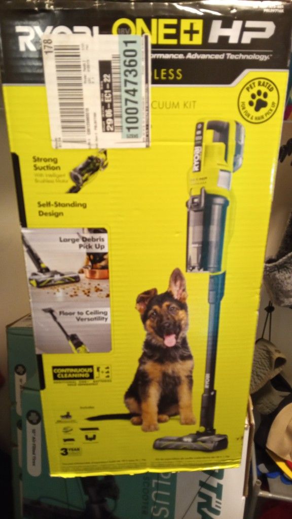 Ryobi ONE+ HP 18V Cordless Pet Stick Vacuum Cleaner Kit with 4.0 Ah HIGH PERFORMANCE Battery and Charge