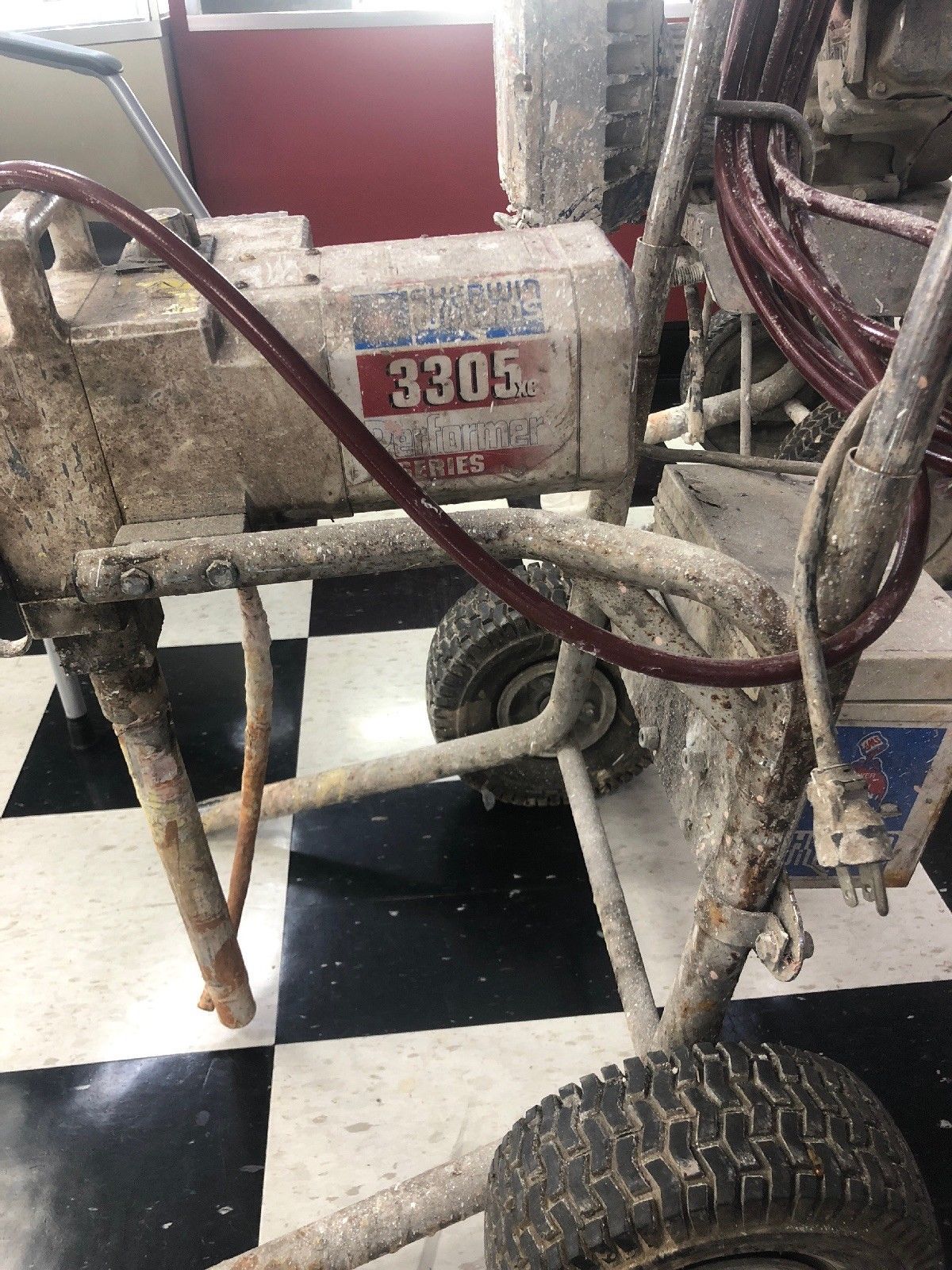 Sherwin Williams Airless Paint Sprayer 3305*ASIS* for Sale in Margate