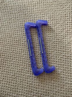 Ice skate blade protector