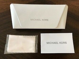 Michael Kors Sunglass Case With Cleaning Cloth