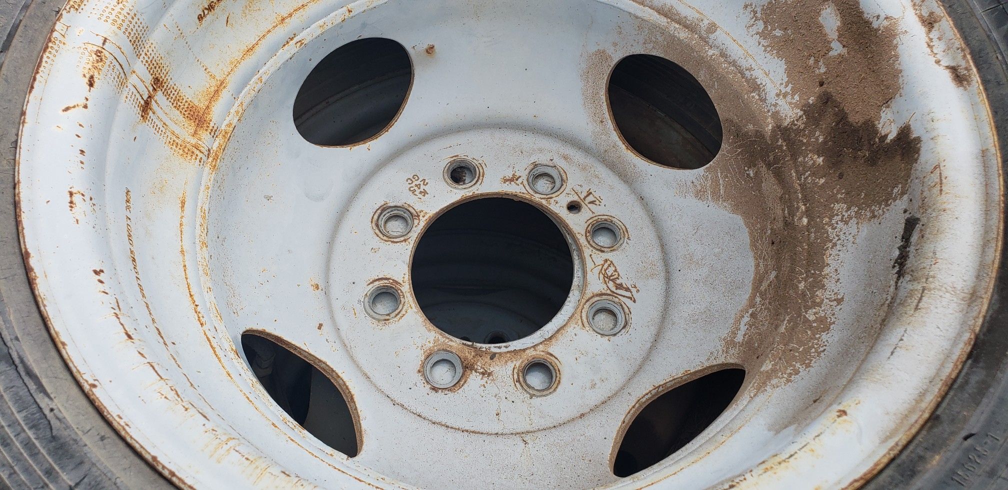 RV/Motor Home Rims and Tires 7.50 X R16 LT for Sale in Phoenix, AZ