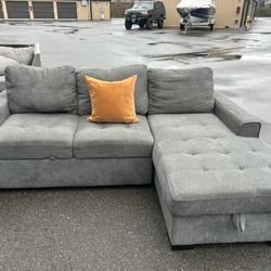 Sectional Couch 