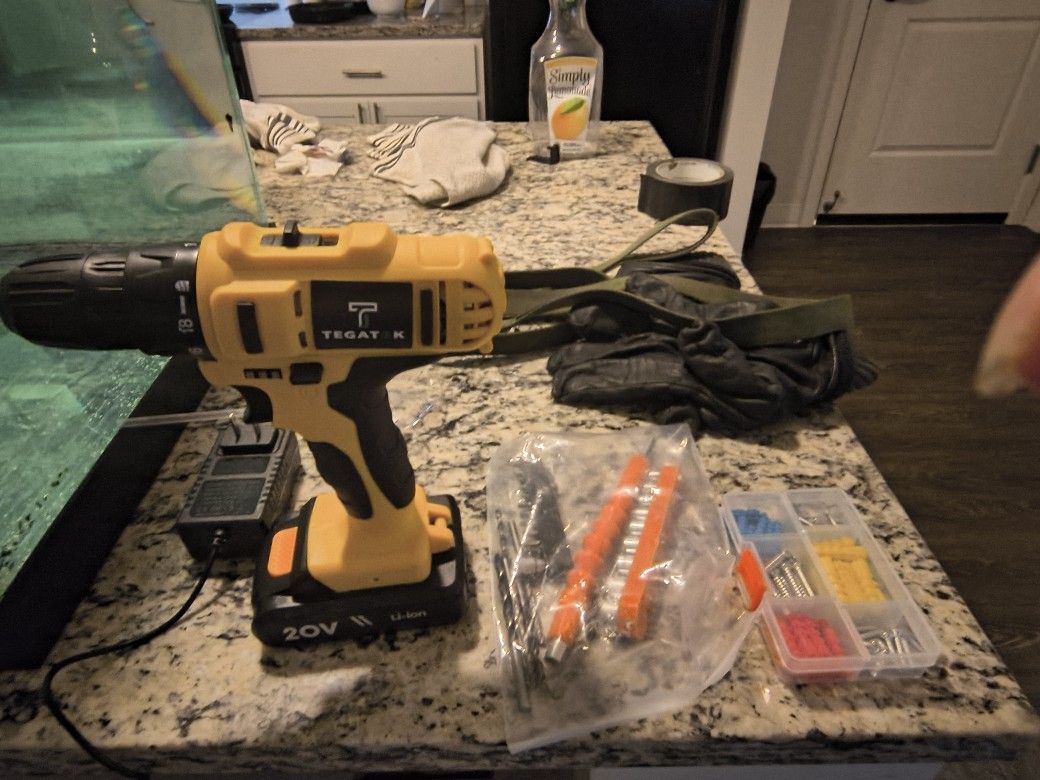 20 Volt Cordless Drill