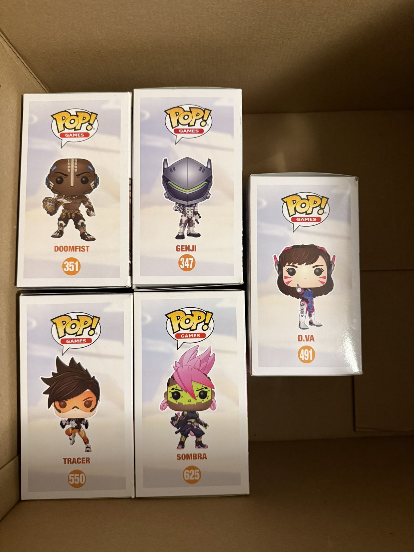 5 Overwatch Funk Pops (Tracer, Genji, Doomfist, DVA & Sombra)