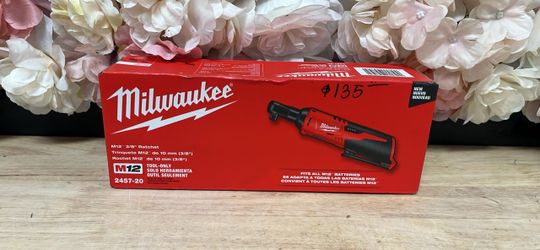 Milwaukee M12 12V Lithium-Ion Cordless 3/8 in. Ratchet (Tool-Only)
