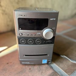 Sony CMT-NEZ30 Stereo Hi-Fi CD Cassette AM/FM