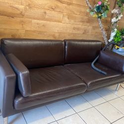 Brown leather Couch Like Good Condition