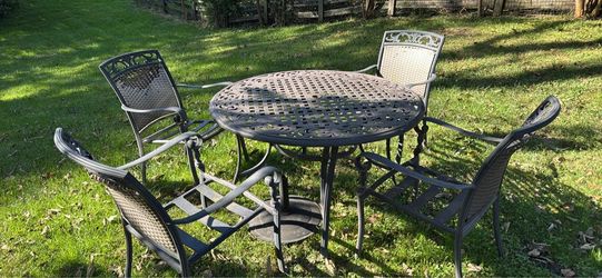 Patio dining set