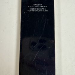 NIB Cle de Peau HIGH COVERAGE FOUNDATION BRUSH $70