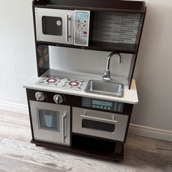 Toy Kitchen