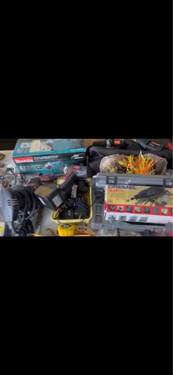 Tables of used tools, electric power, and hand, etc., selling because we have to move Tables of used tools, electric power, and hand, etc., selling be