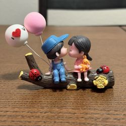  Boy And Girl In Love