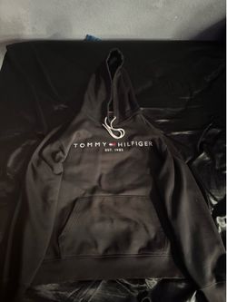 Tommy Hilfiger Men's Embroidered Hoodie