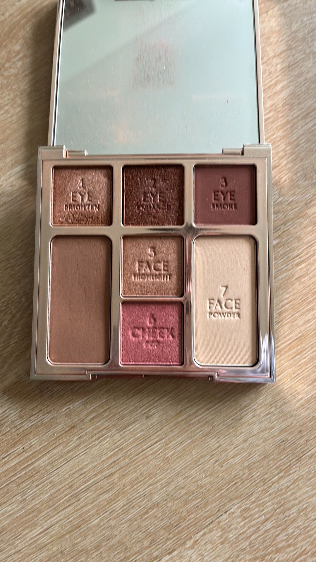 Charlotte Tilbury Instant Look of Love Palette in Pink and Gold