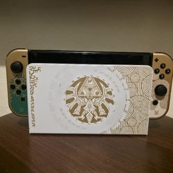 Nintendo Switch OLED (Zelda ToTK Special Edition)