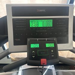Free Motion Treadmill 