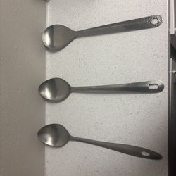 Kitchen Items 