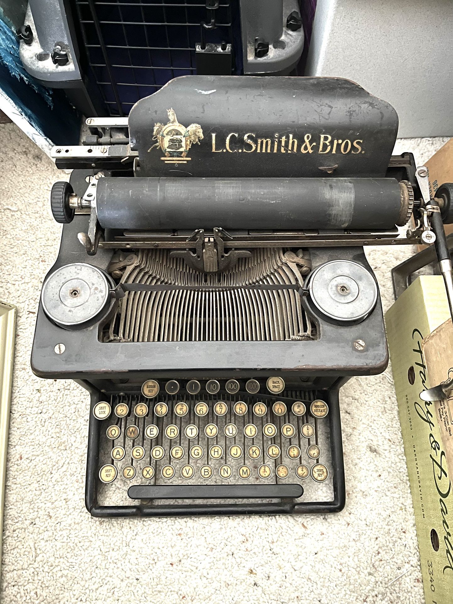 Antique 1920S LC. Smith & Bro. Typewriter. I am selling this as parts. It’s not functional.