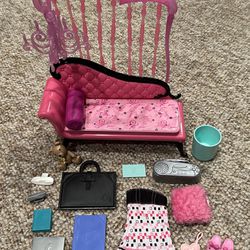 Barbie Glam Couch Set
