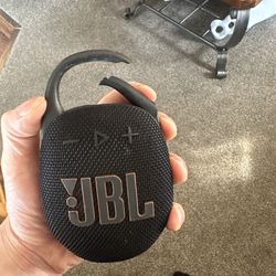 Jbl clip